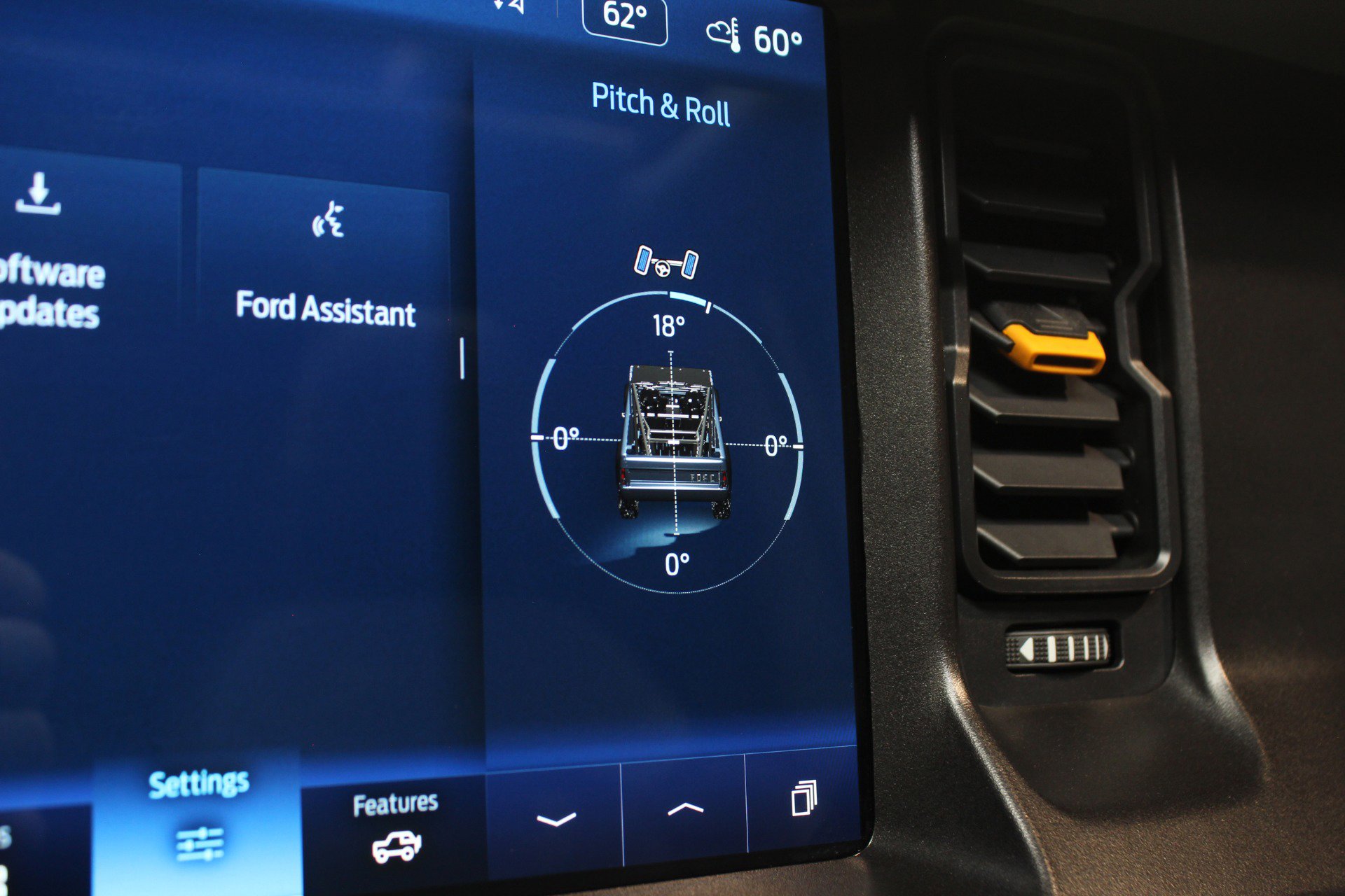 Used 2022 Ford Bronco Badlands image 49