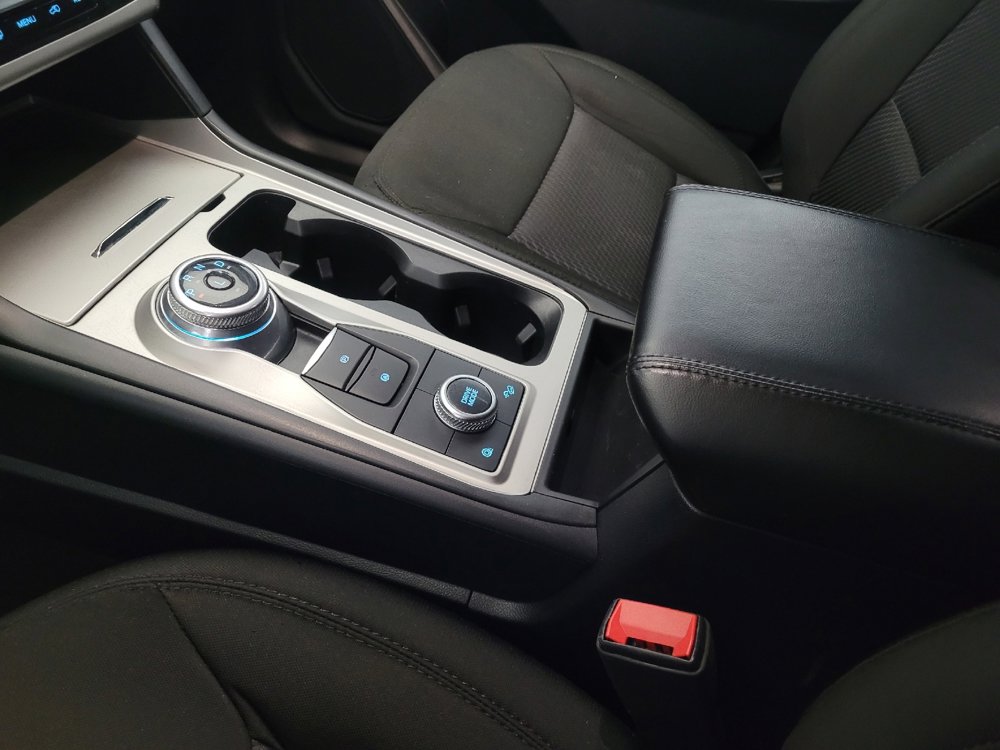 Used 2022 Ford Explorer XLT image 26