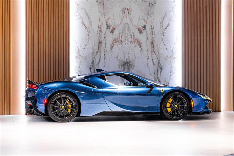 Used 2021 Ferrari SF90 Stradale AWD/4WD image 3