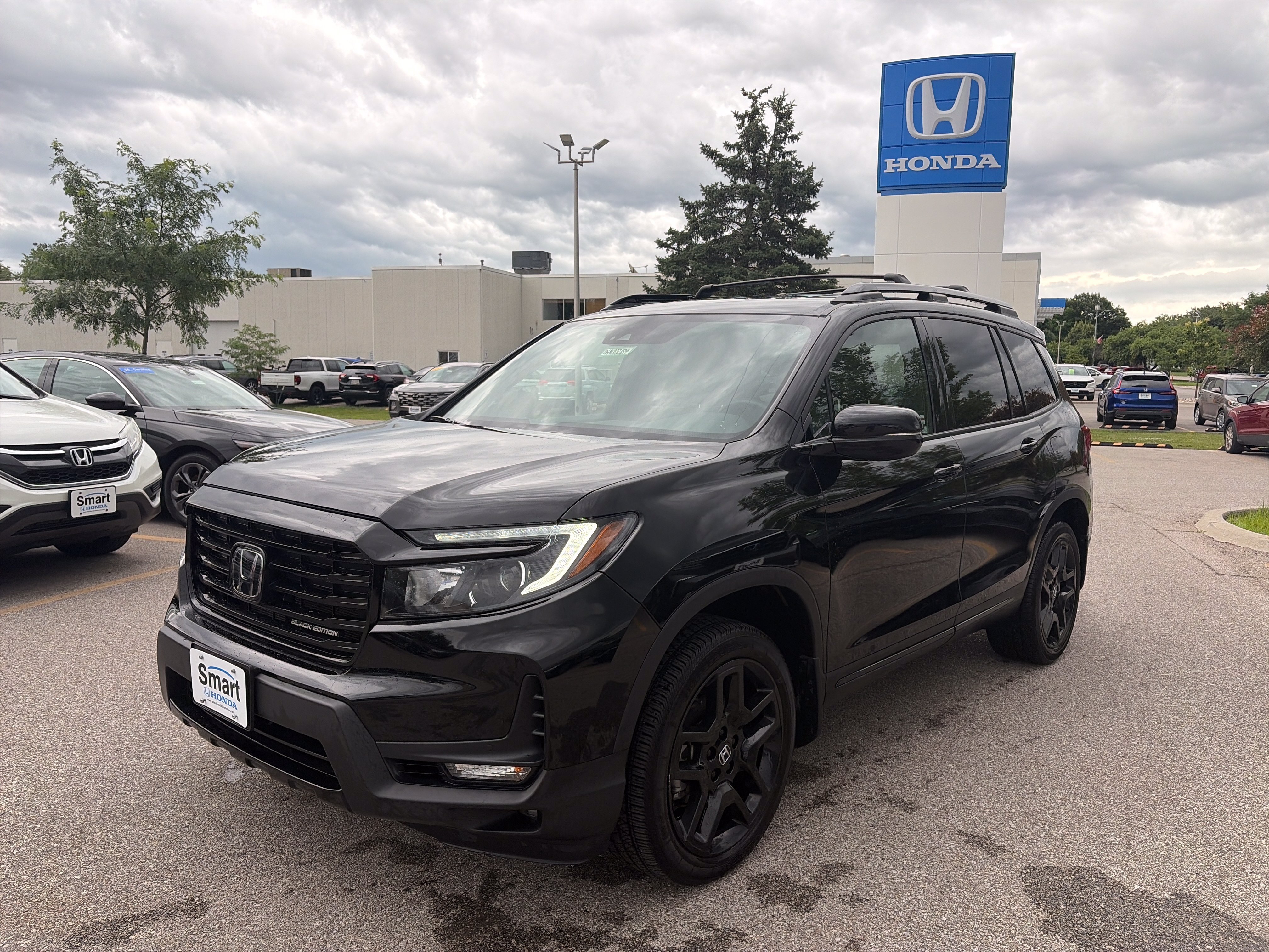Certified 2024 Honda Passport Black Edition image 1