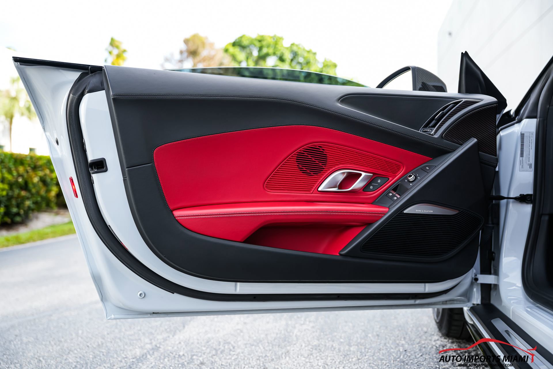 Used 2020 Audi R8 V10 w/ Carbon Exterior Package image 57