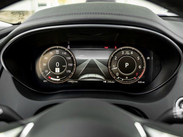 Used 2022 Jaguar E-PACE SE image 17