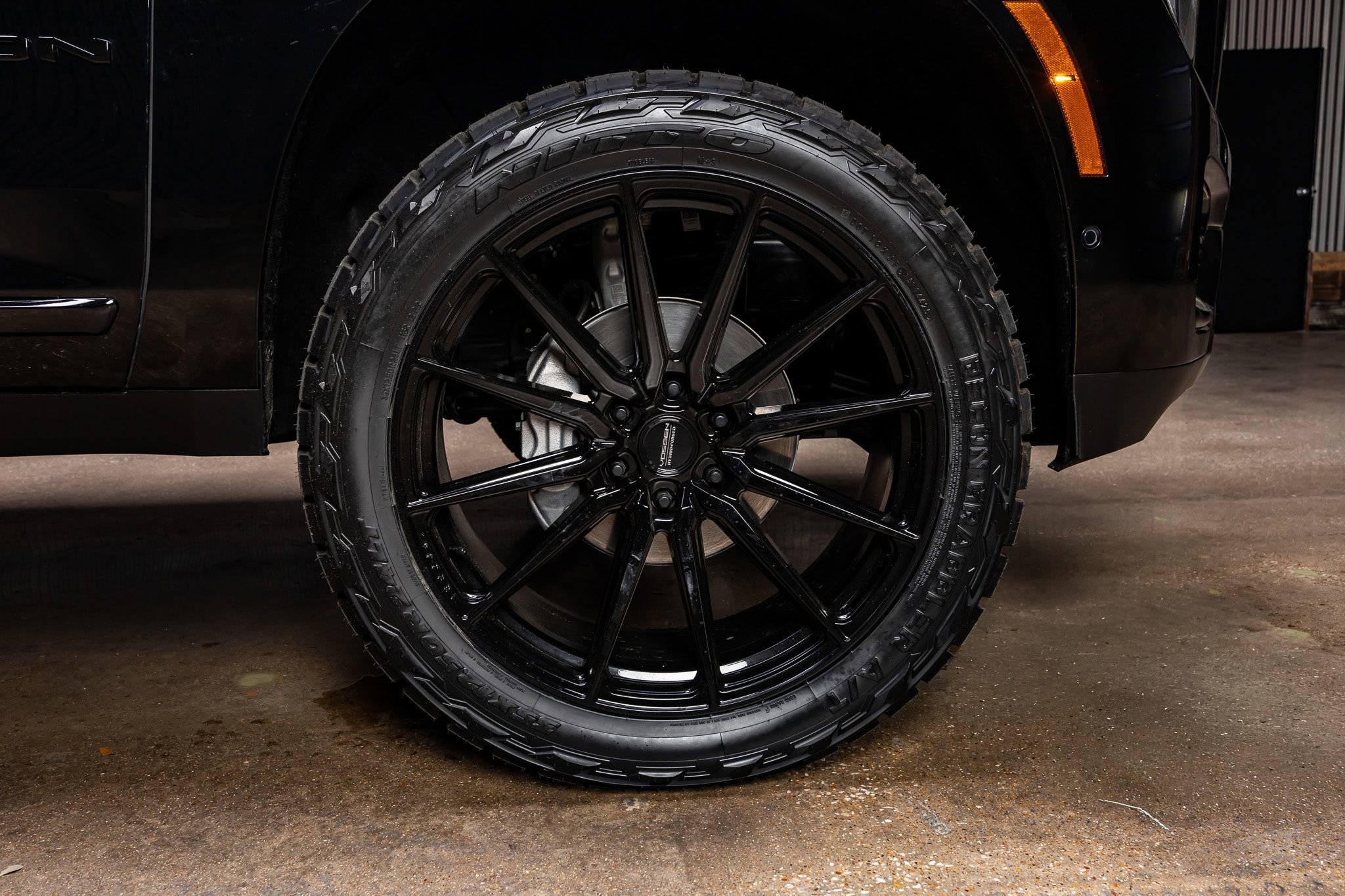 Used 2026 GMC Yukon Elevation image 12