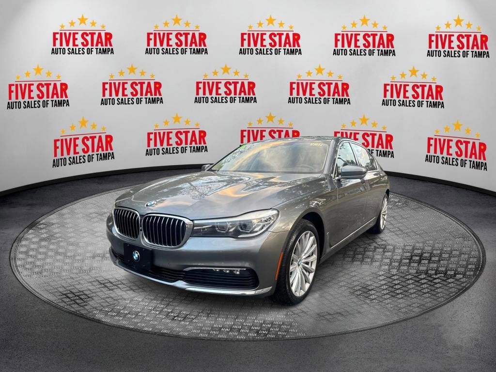 Used 2016 BMW 740i image 3