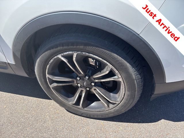 Used 2014 Ford Explorer Sport w/ Equipment Group 401A image 5