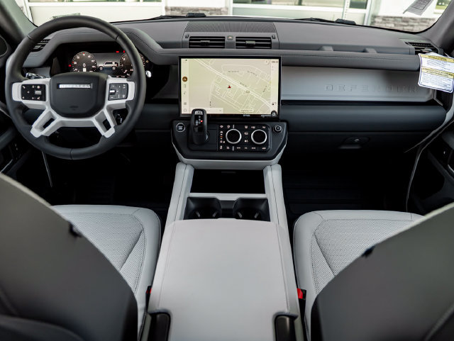 New 2026 Land Rover Defender 110 X-Dynamic SE AWD/4WD image 19
