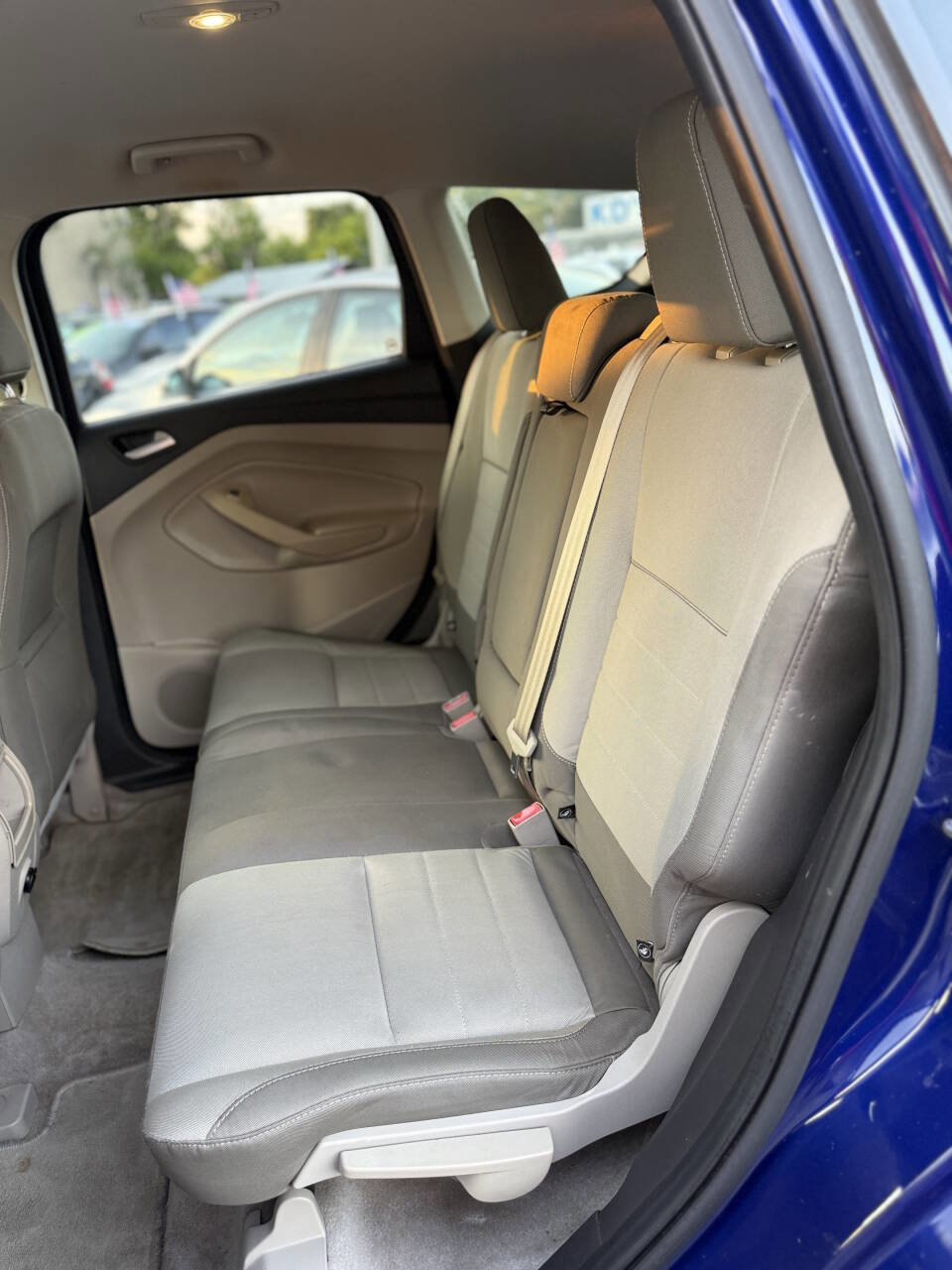 Used 2015 Ford Escape SE image 19