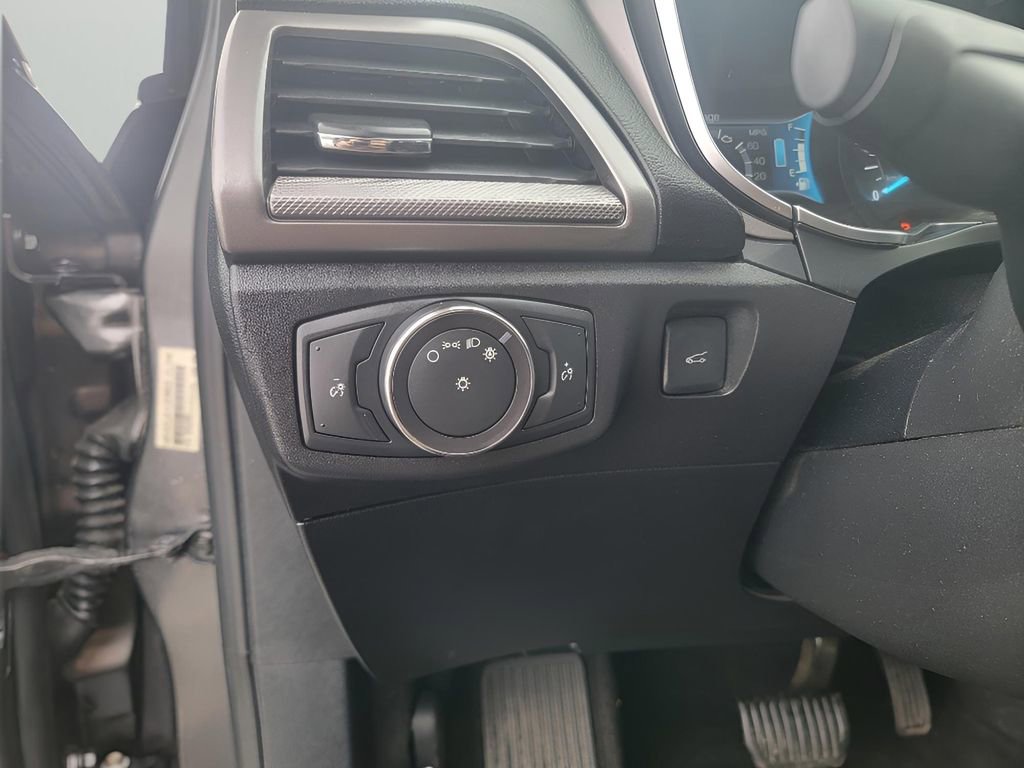 Used 2018 Ford Fusion S image 15