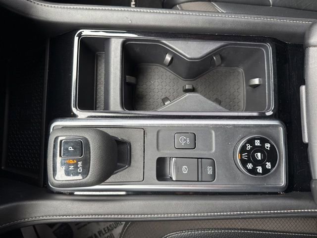 Used 2023 Nissan Pathfinder SL image 38