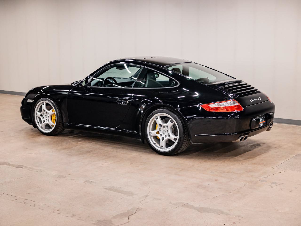 Used 2005 Porsche 911 Carrera S RWD image 30