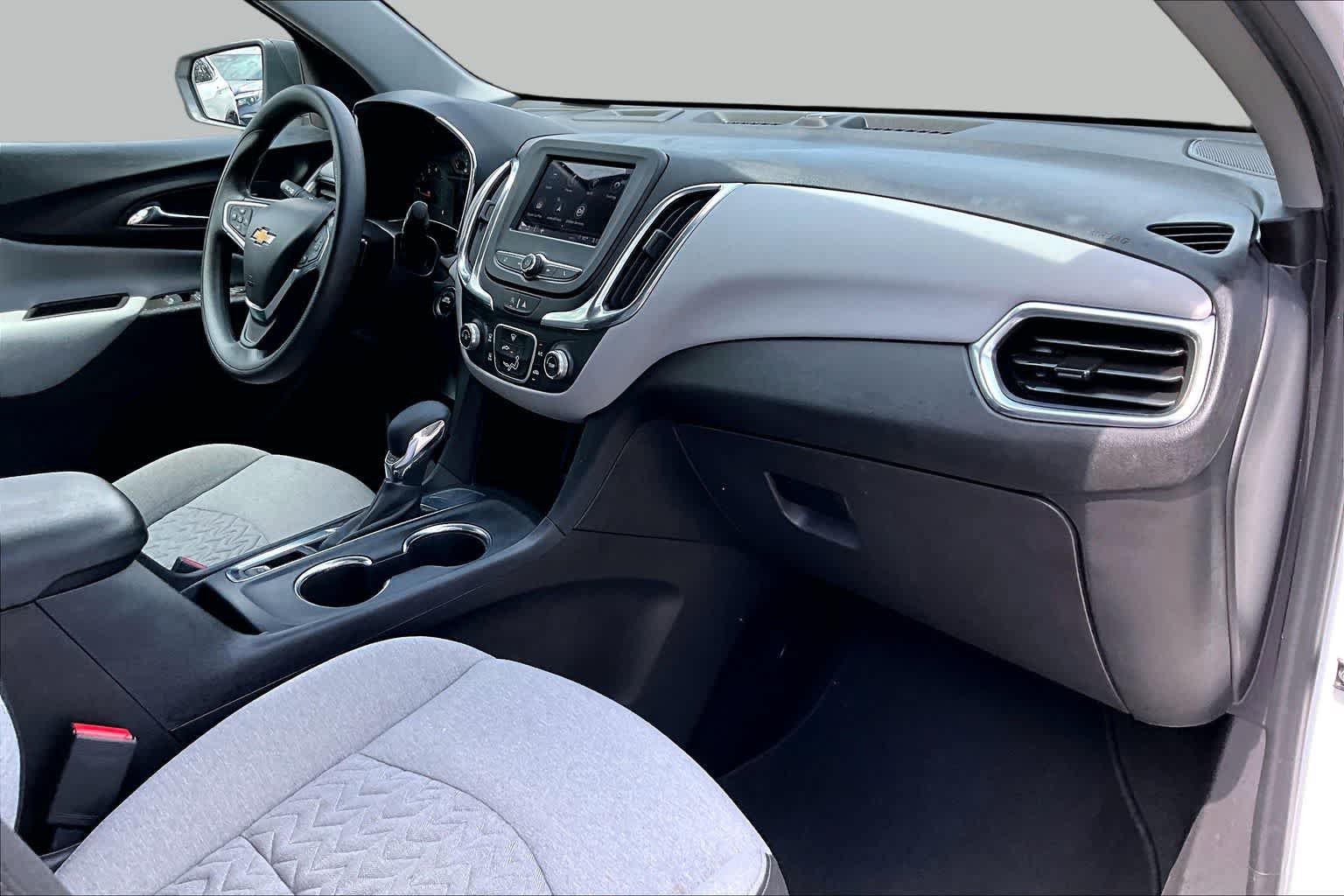 Used 2024 Chevrolet Equinox LS FWD image 19
