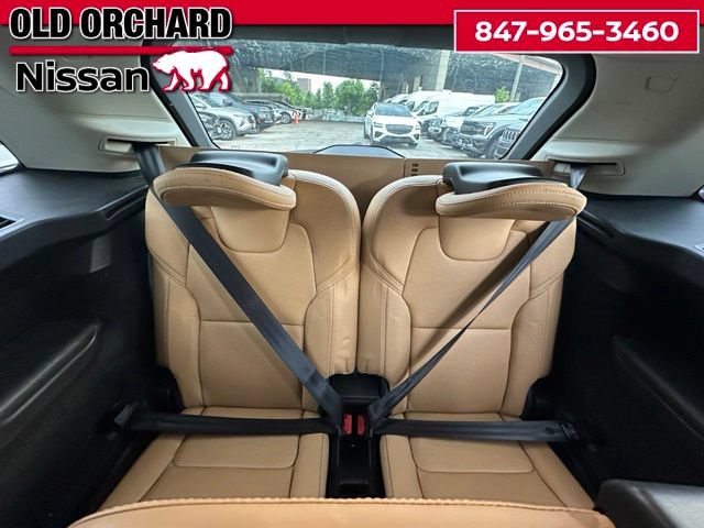 Used 2016 Volvo XC90 T6 Inscription w/ Vision Package AWD/4WD image 14