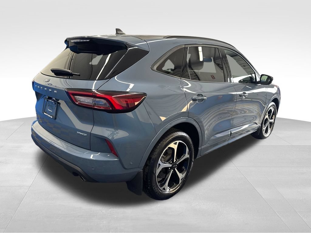 Certified 2024 Ford Escape ST-Line Elite w/ Premium Technology Package AWD/4WD image 5