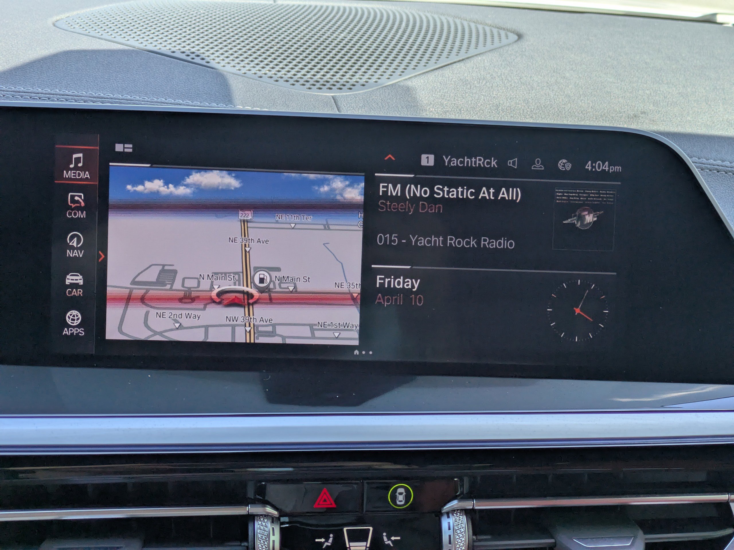 Used 2022 BMW Z4 M40i w/ Premium Package image 25