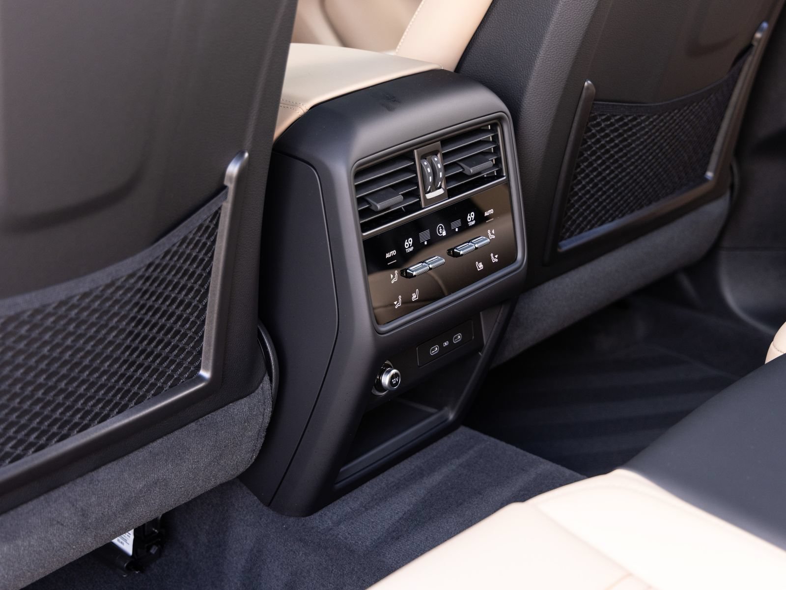 New 2026 Porsche Cayenne S AWD/4WD image 27