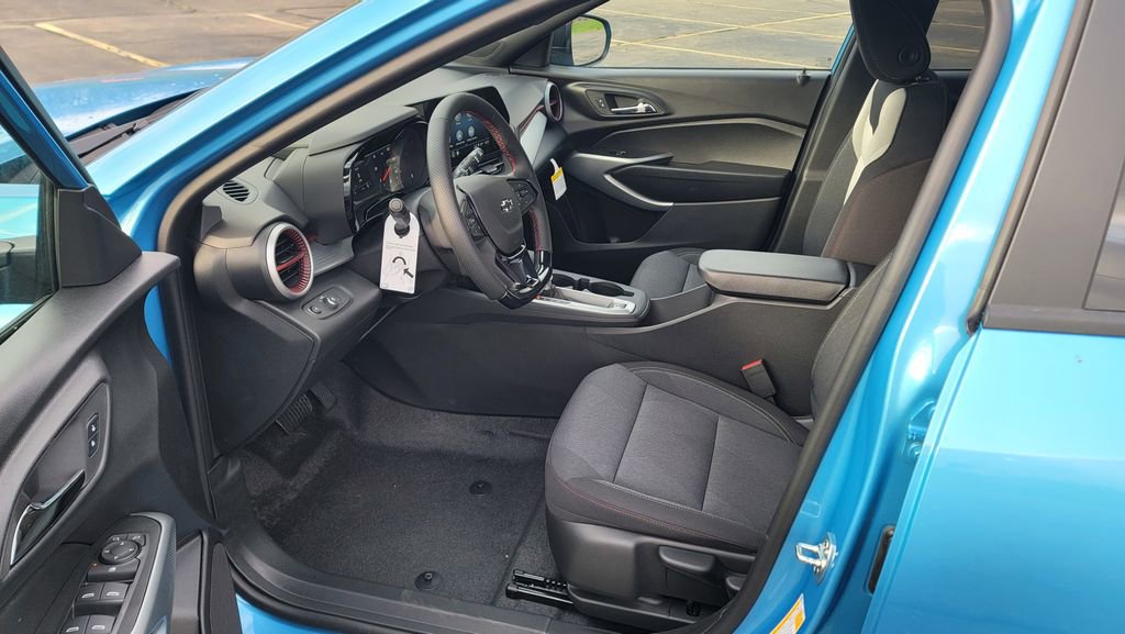 New 2026 Chevrolet Trax RS image 18