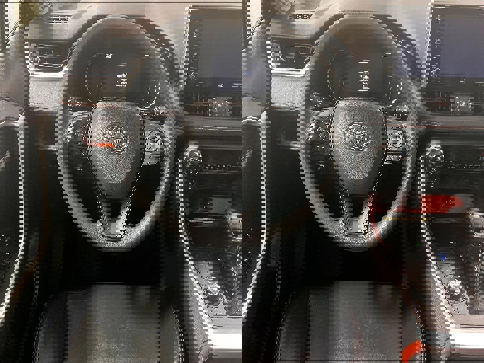 Used 2019 Toyota RAV4 Adventure image 17