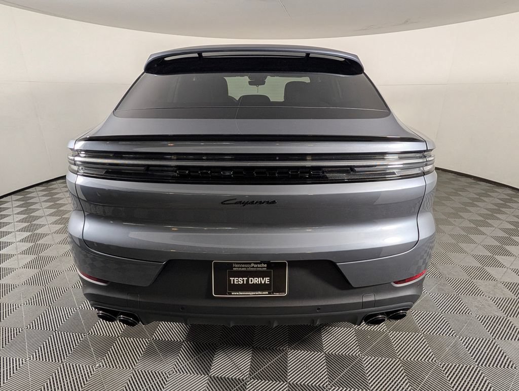 New 2026 Porsche Cayenne Coupe AWD/4WD image 6