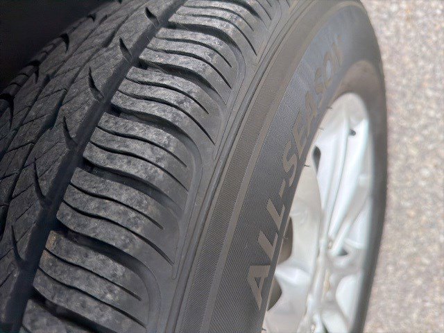 Used 2018 Chevrolet Equinox LS image 9