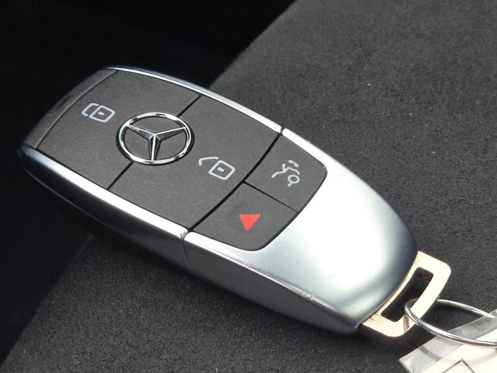 Certified 2023 Mercedes-Benz CLA 250 4MATIC image 36