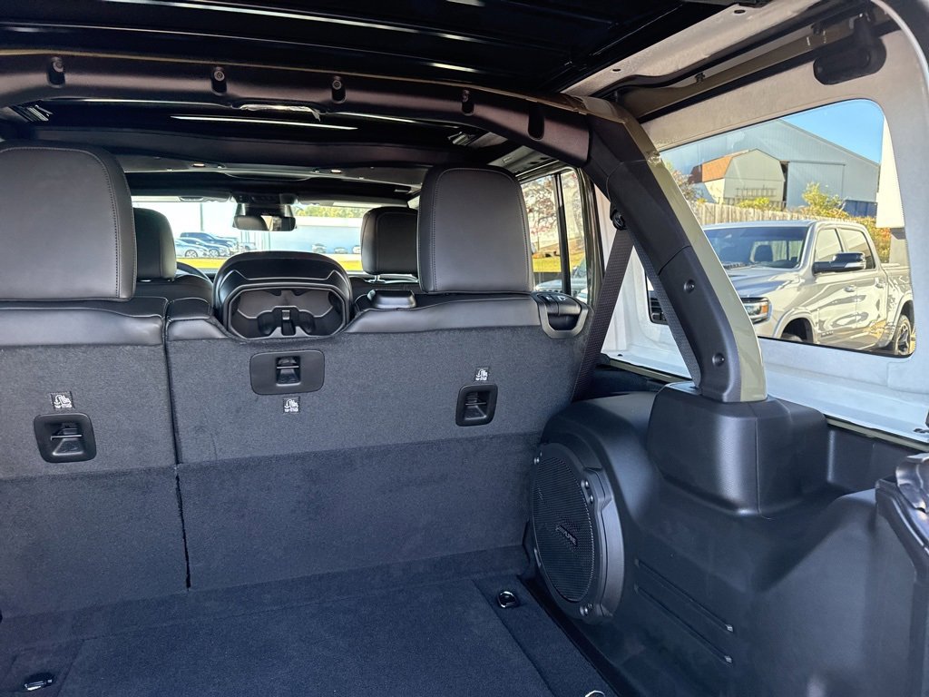 New 2026 Jeep Wrangler Sahara image 15
