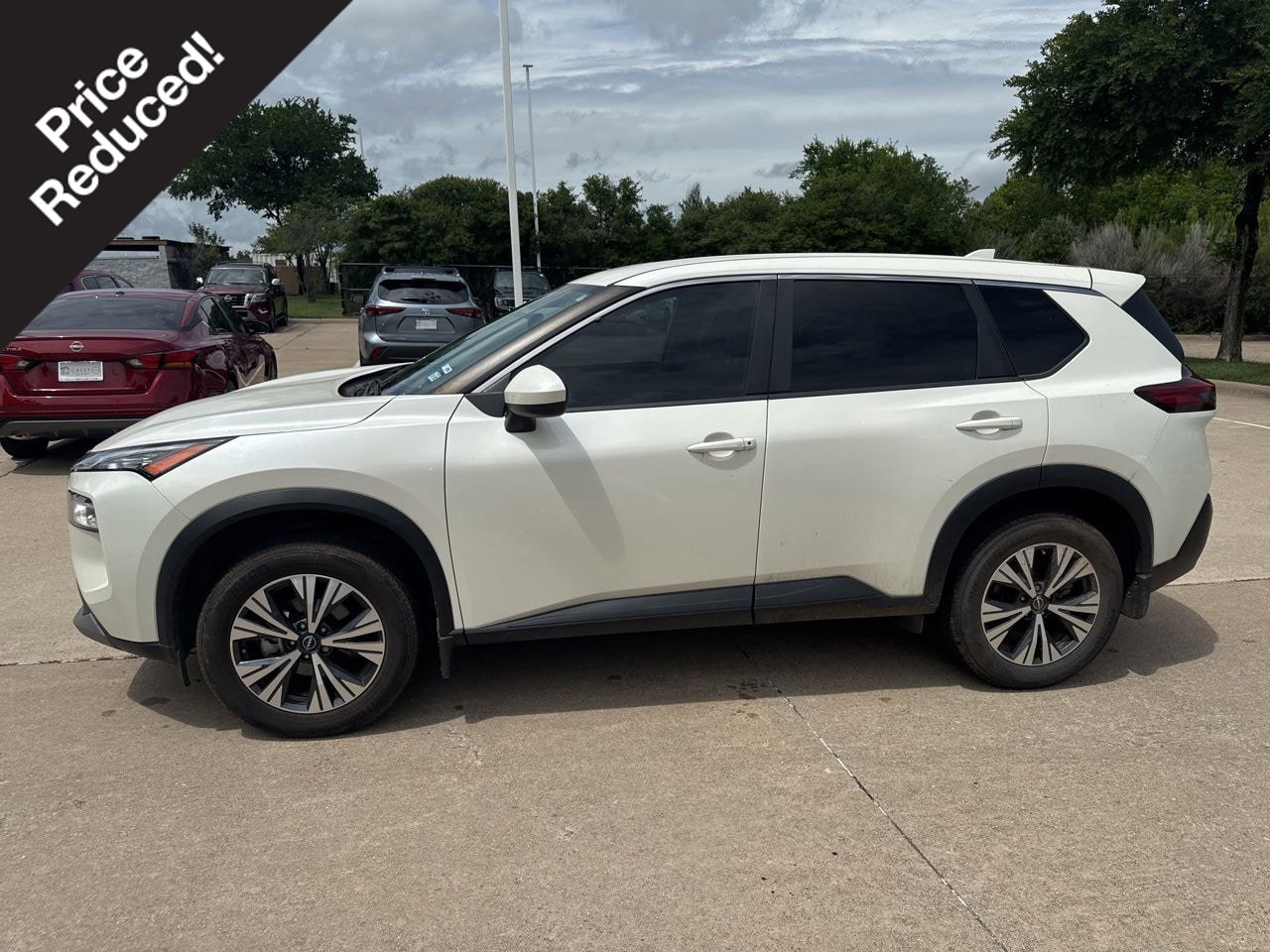Used 2023 Nissan Rogue SV FWD video 1