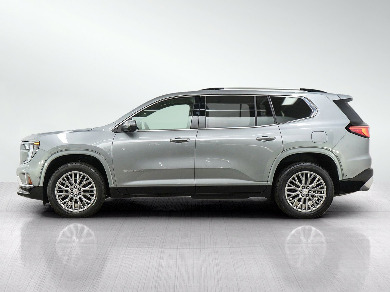 Used 2026 GMC Acadia Denali w/ Super Cruise Package AWD/4WD image 2