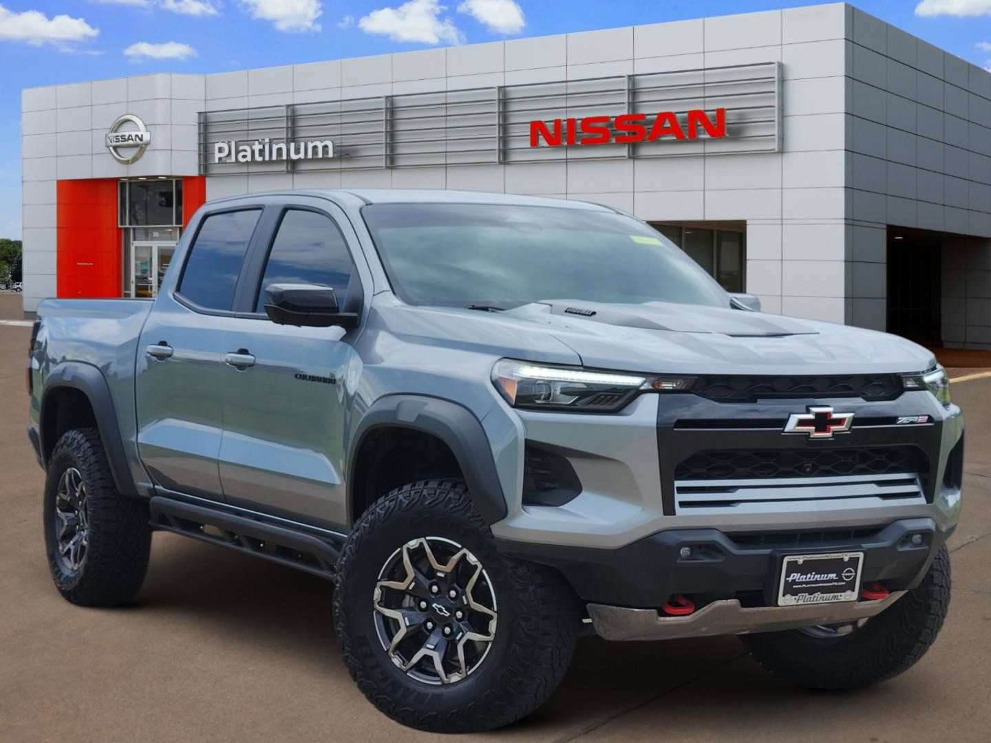 Used 2025 Chevrolet Colorado ZR2 w/ Technology Package