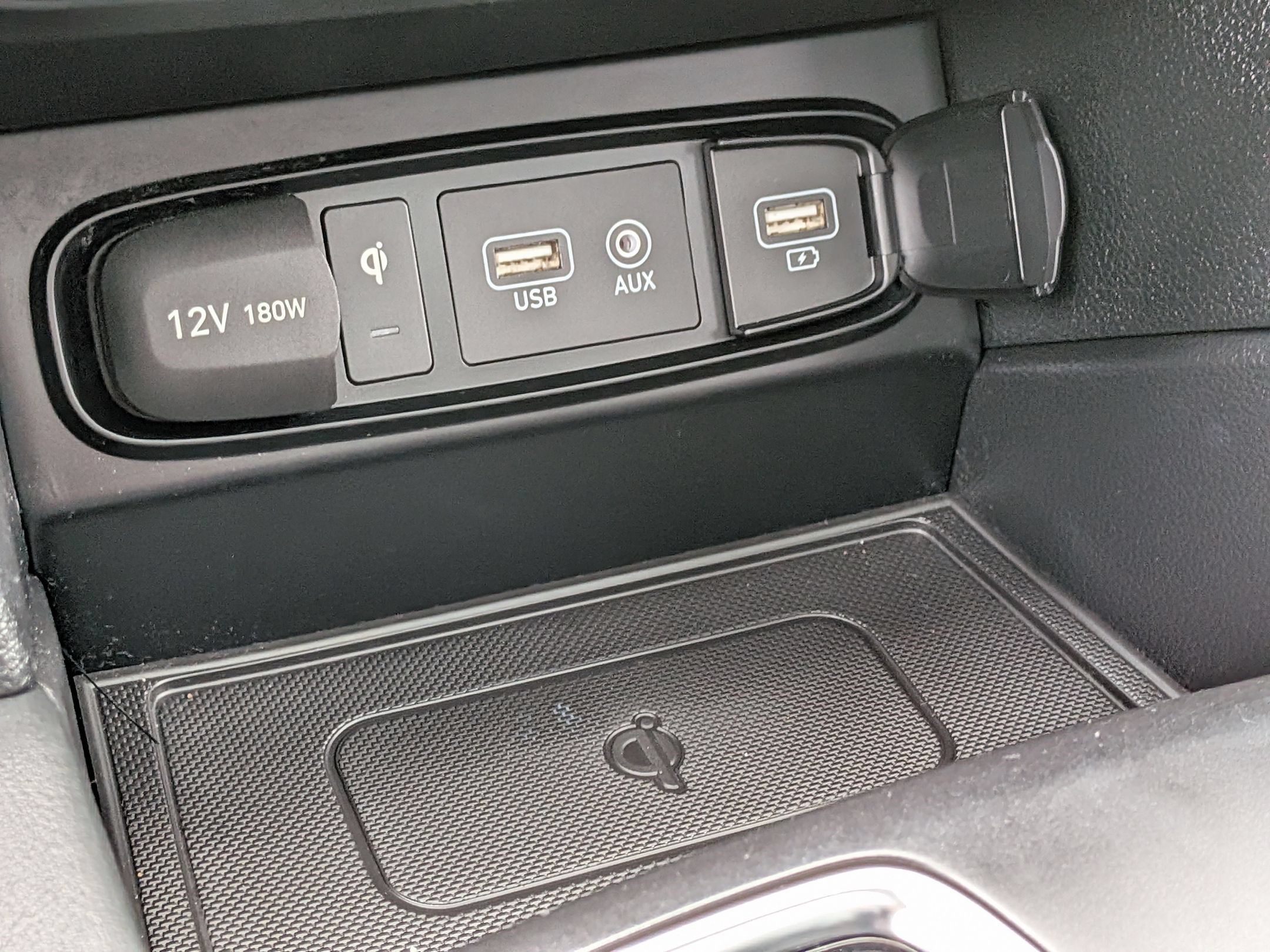 Used 2019 Hyundai Santa Fe AWD image 20