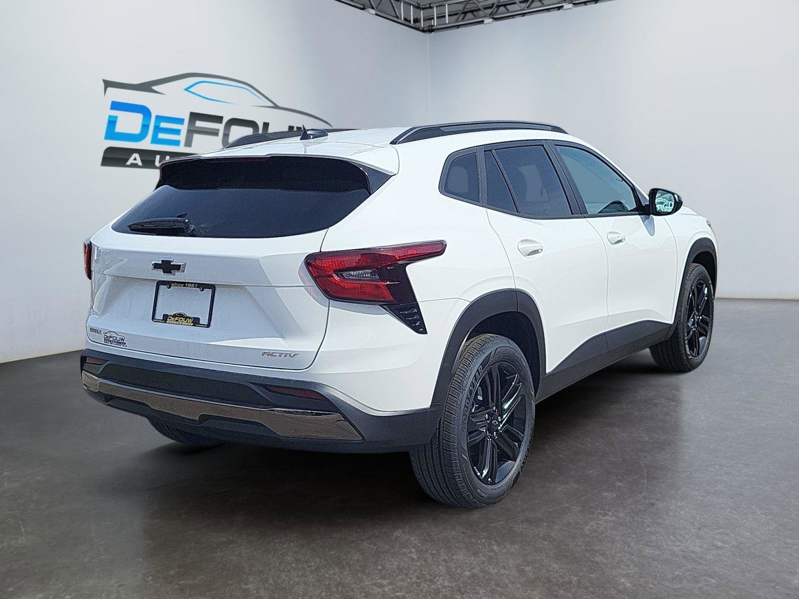 New 2026 Chevrolet Trax ACTIV w/ Driver Confidence Package FWD image 3