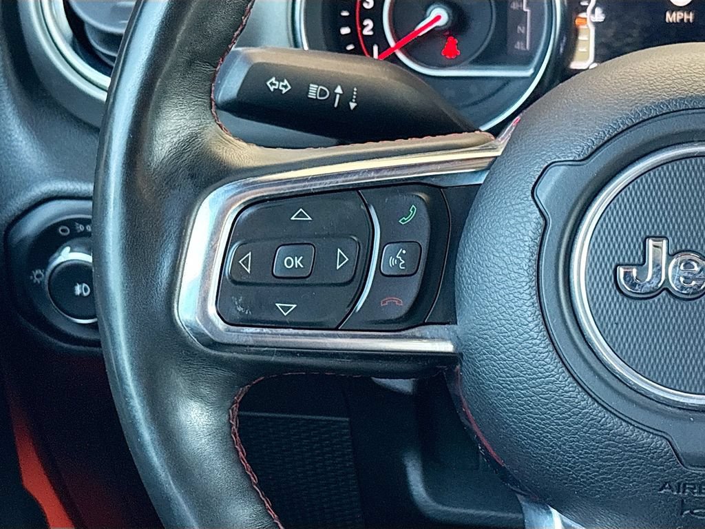 Used 2019 Jeep Wrangler Unlimited Rubicon AWD/4WD image 11