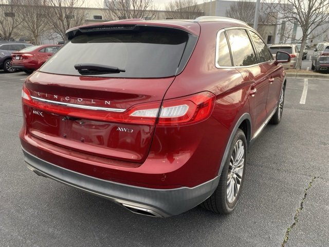 Used 2016 Lincoln MKX Reserve w/ Driver Assistance Package image 11