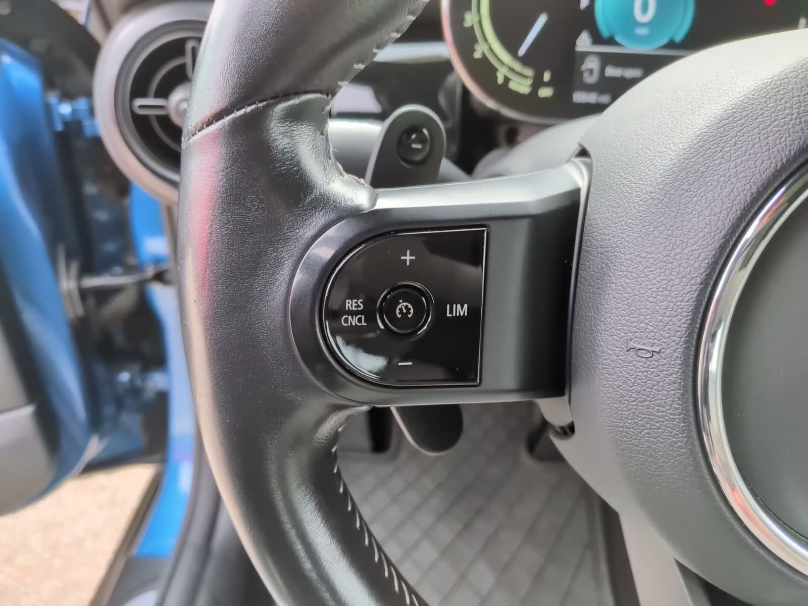 Used 2023 MINI Cooper S w/ Signature Upholstery Package image 25