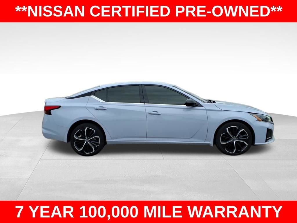 Used 2024 Nissan Altima 2.5 SR AWD/4WD image 9
