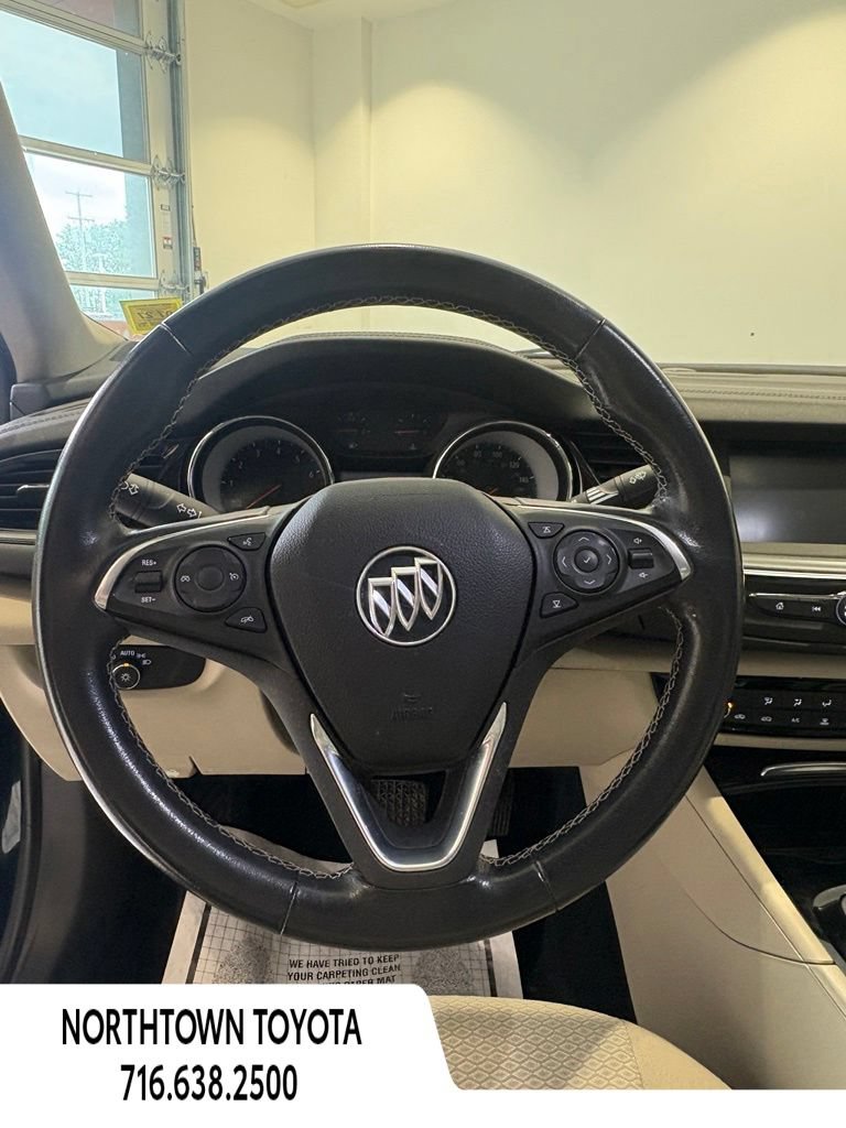 Used 2018 Buick Regal Preferred w/ Driver Confidence Package #1 FWD image 18