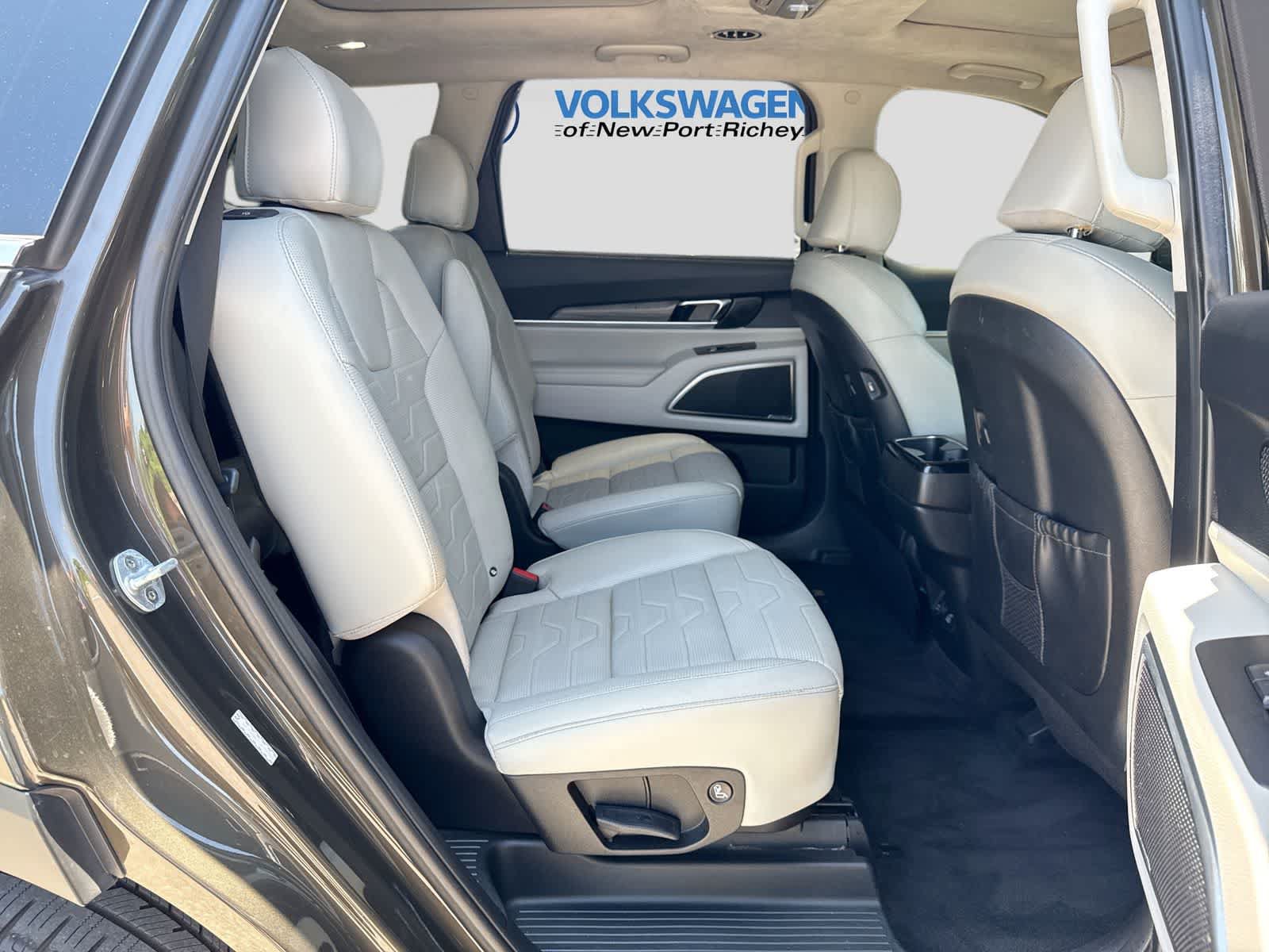 Used 2020 Kia Telluride SX w/ SX Prestige Package AWD/4WD image 26