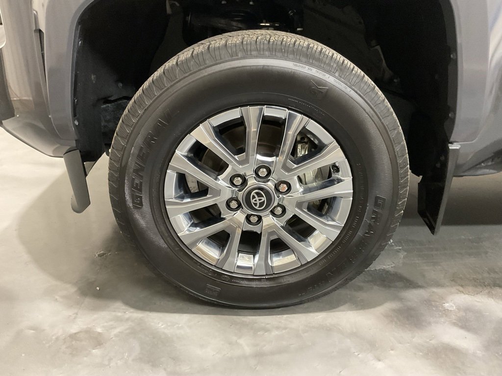 Used 2024 Toyota Tacoma Limited image 6