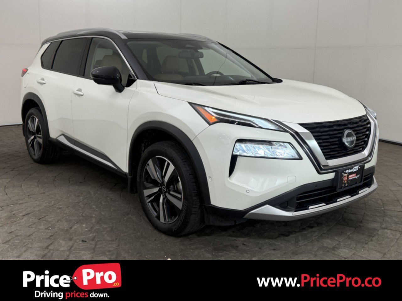 Used 2023 Nissan Rogue Platinum AWD/4WD image 1