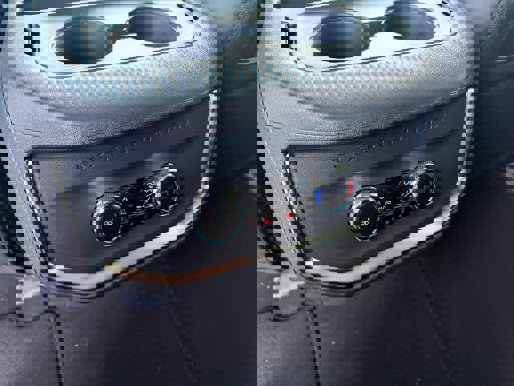 New 2026 Ford Expedition Platinum w/ Stealth Appearance Package image 31