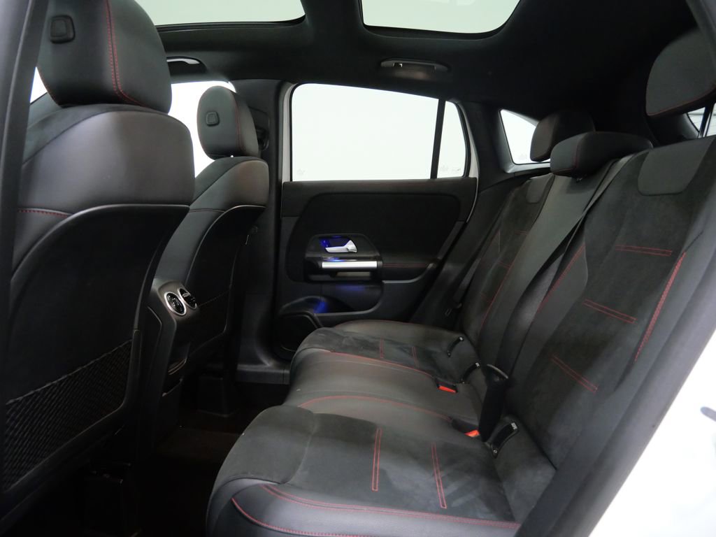 Used 2023 Mercedes-Benz GLA 250 4MATIC image 26