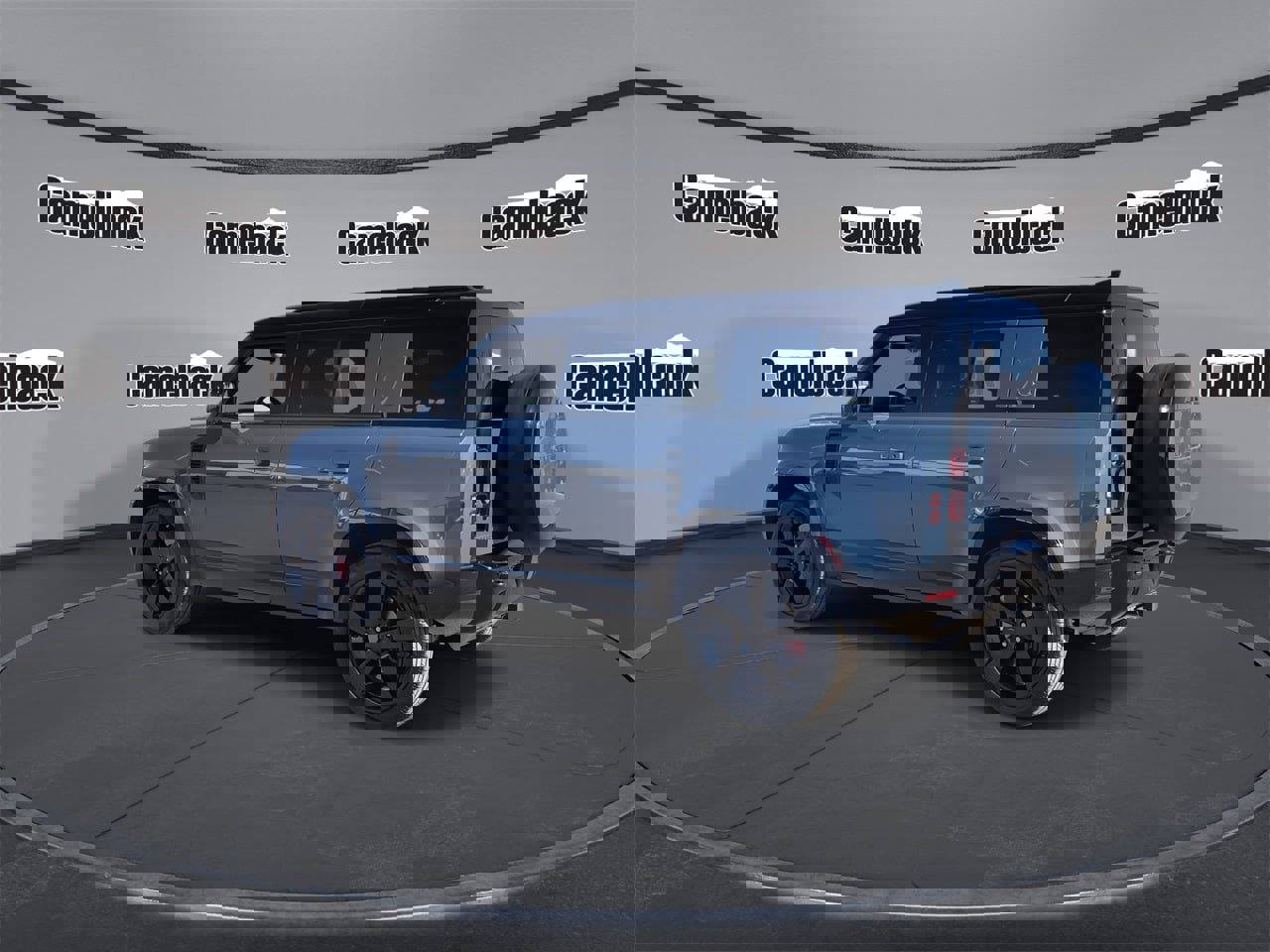 Used 2024 Land Rover Defender 110 X-Dynamic SE image 5