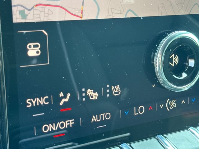 New 2026 GMC Yukon XL AT4 Ultimate AWD/4WD image 28