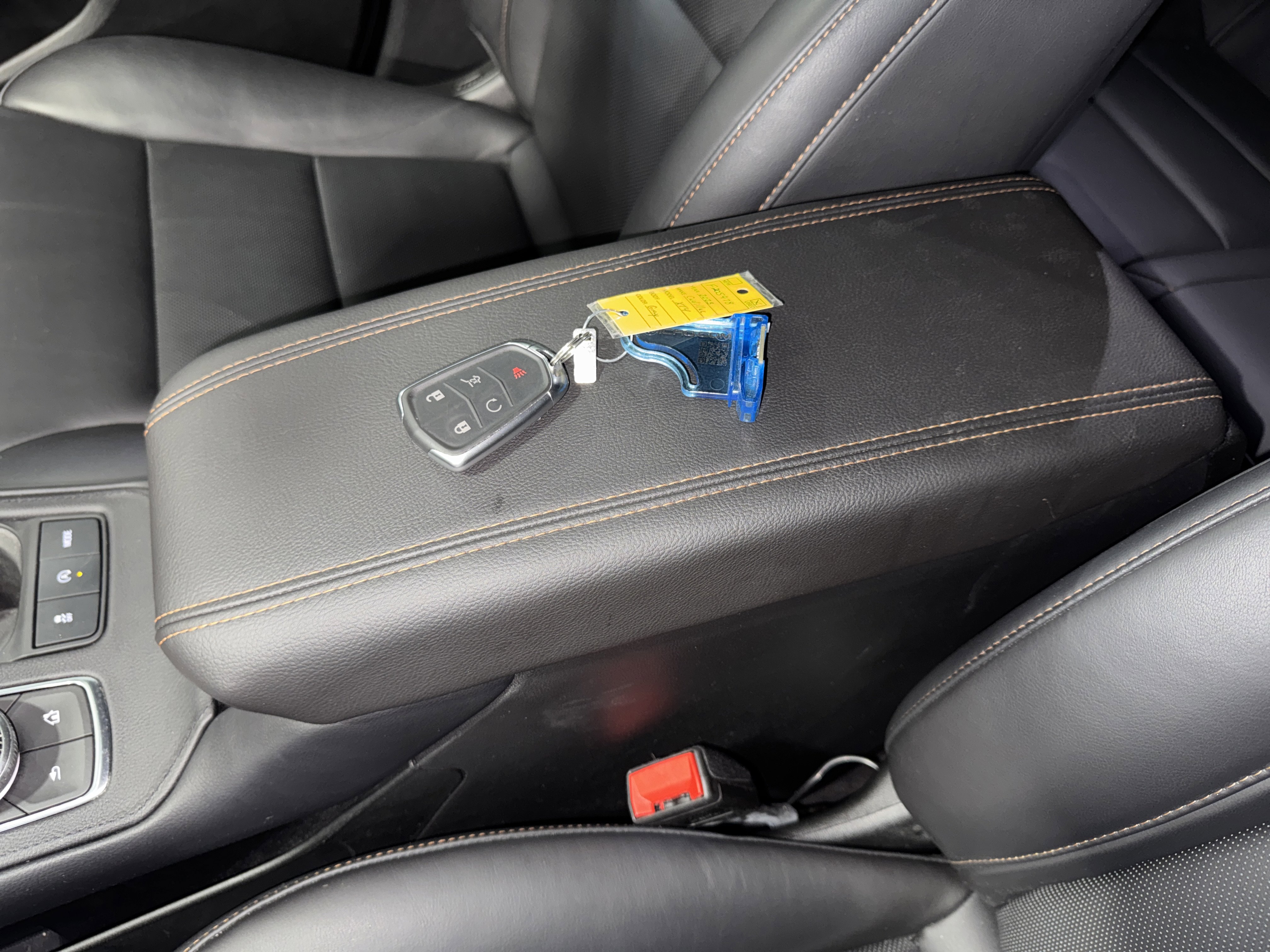 Used 2023 Cadillac XT4 Sport image 29