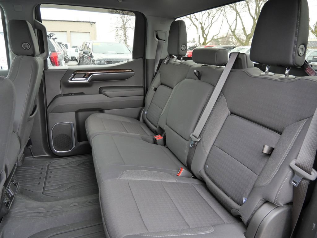 Used 2024 GMC Sierra 1500 Elevation image 26
