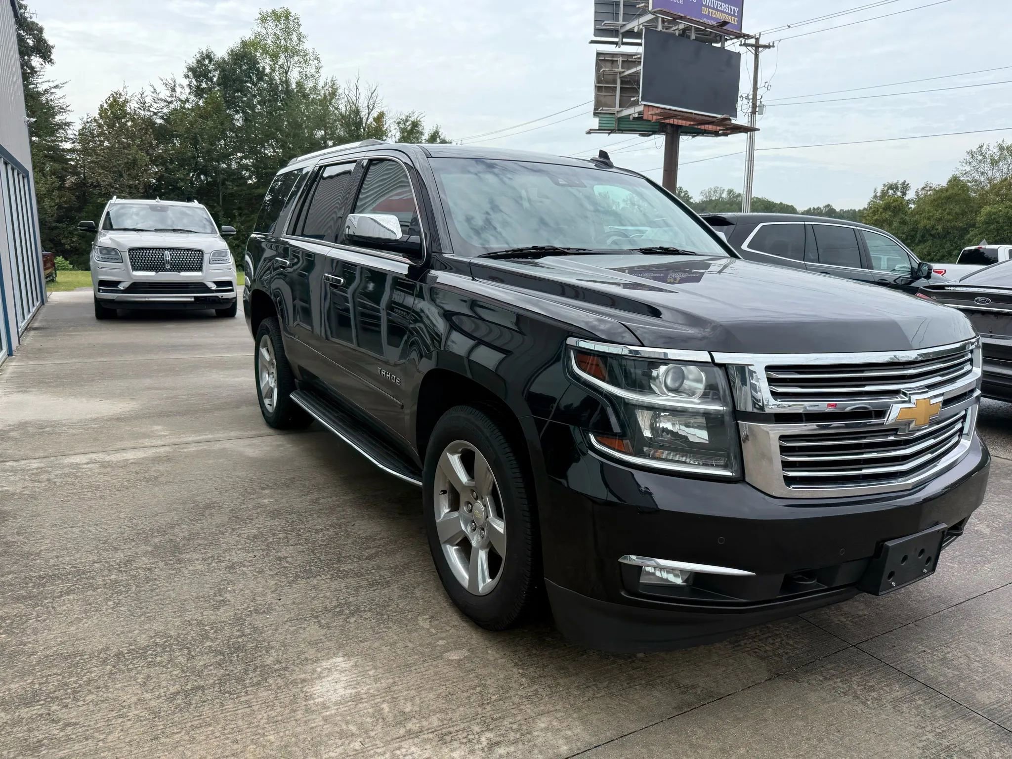 Used 2017 Chevrolet Tahoe Premier image 24