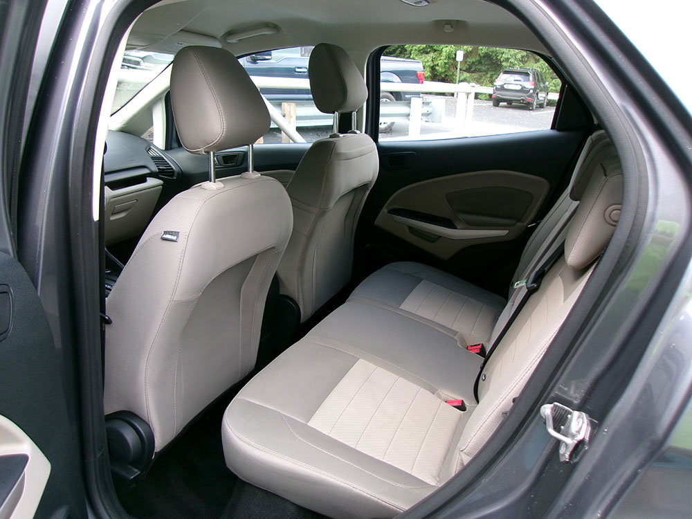 Used 2021 Ford EcoSport S image 11