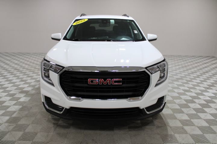 Certified 2022 GMC Terrain SLE w/ Driver Convenience Package image 5
