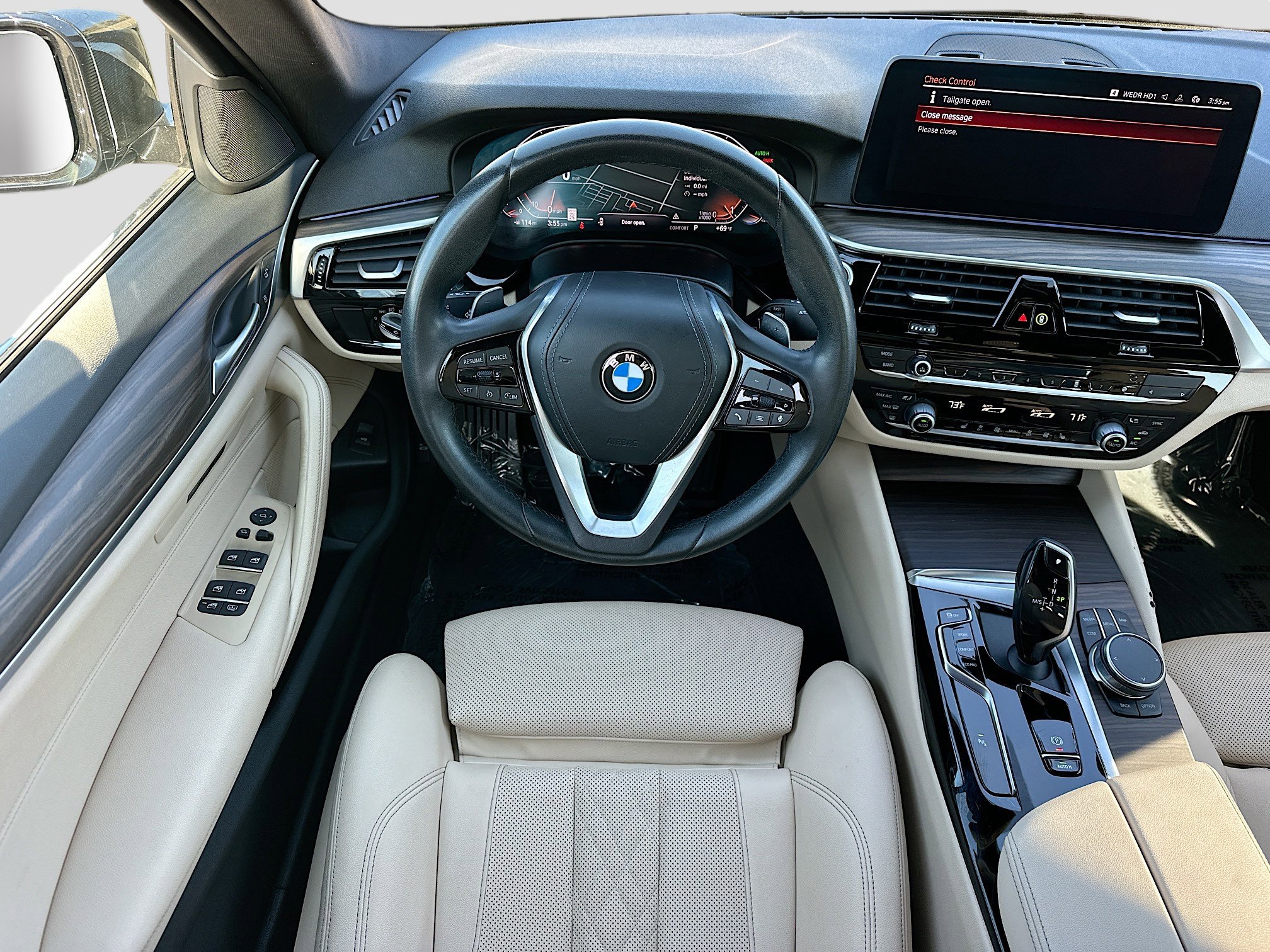 Used 2022 BMW 530i w/ Convenience Package image 23