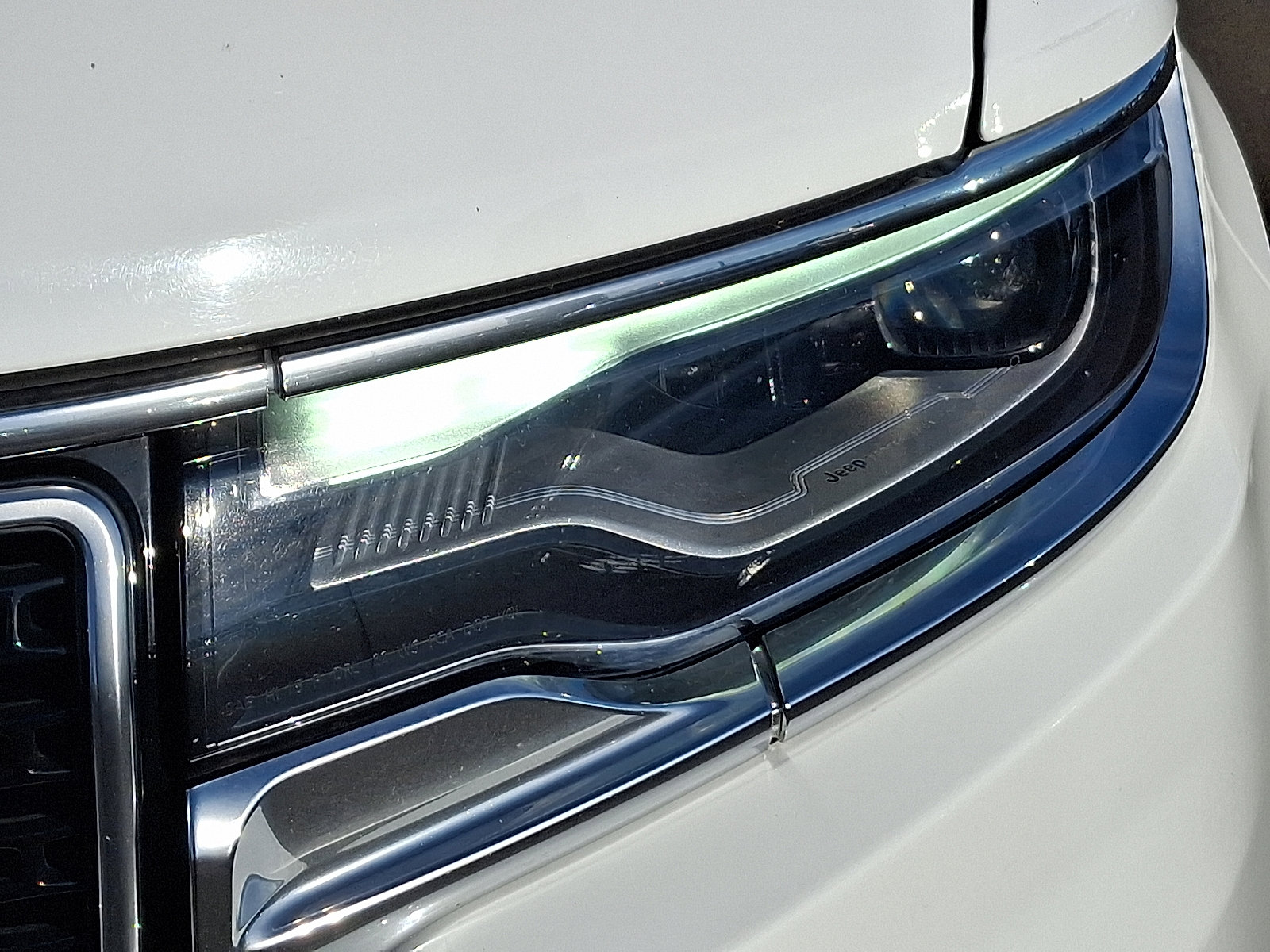 Used 2024 Jeep Wagoneer L Series II w/ Flexible Seating Group image 9