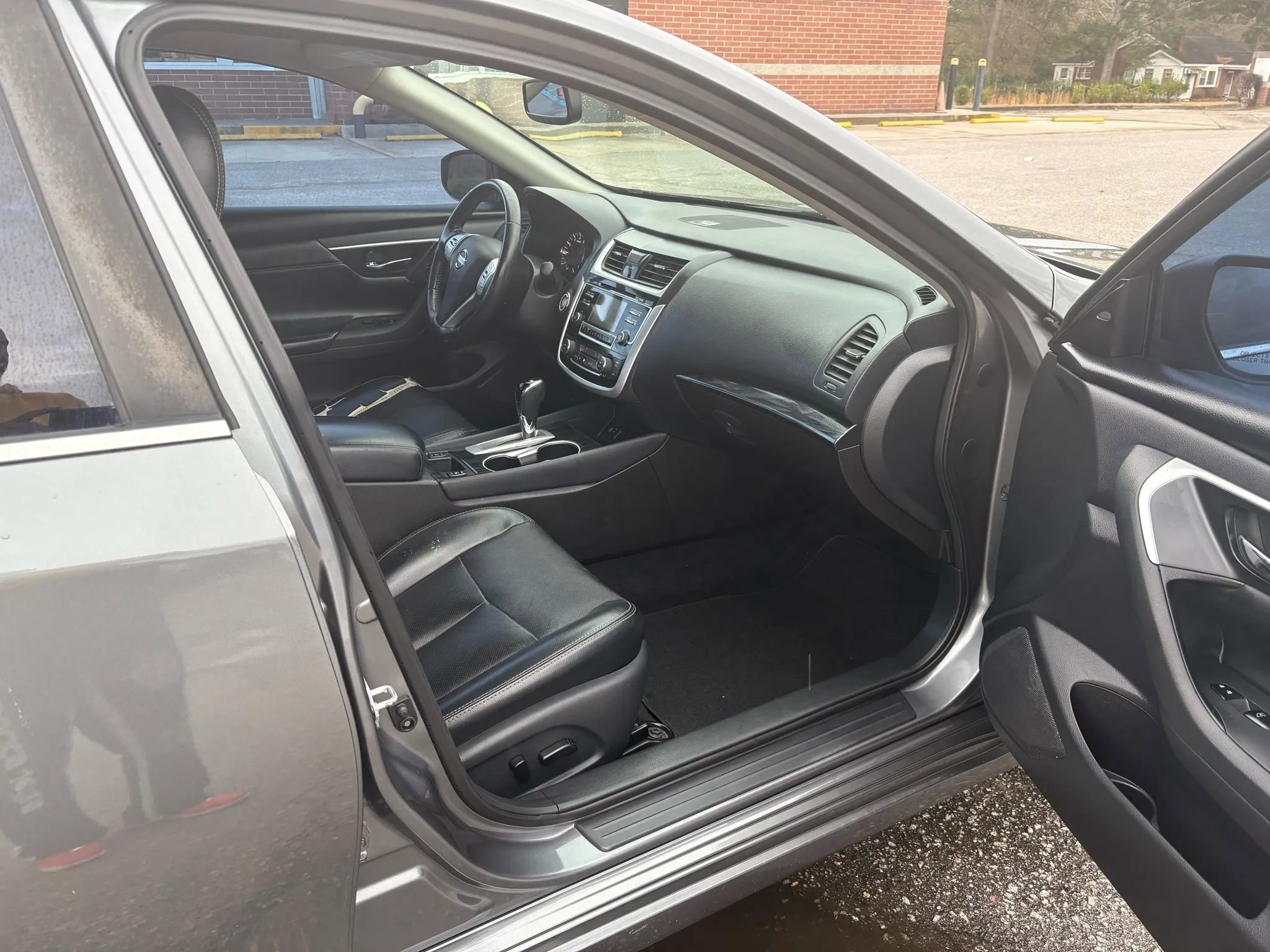 Used 2018 Nissan Altima 2.5 SL FWD image 9